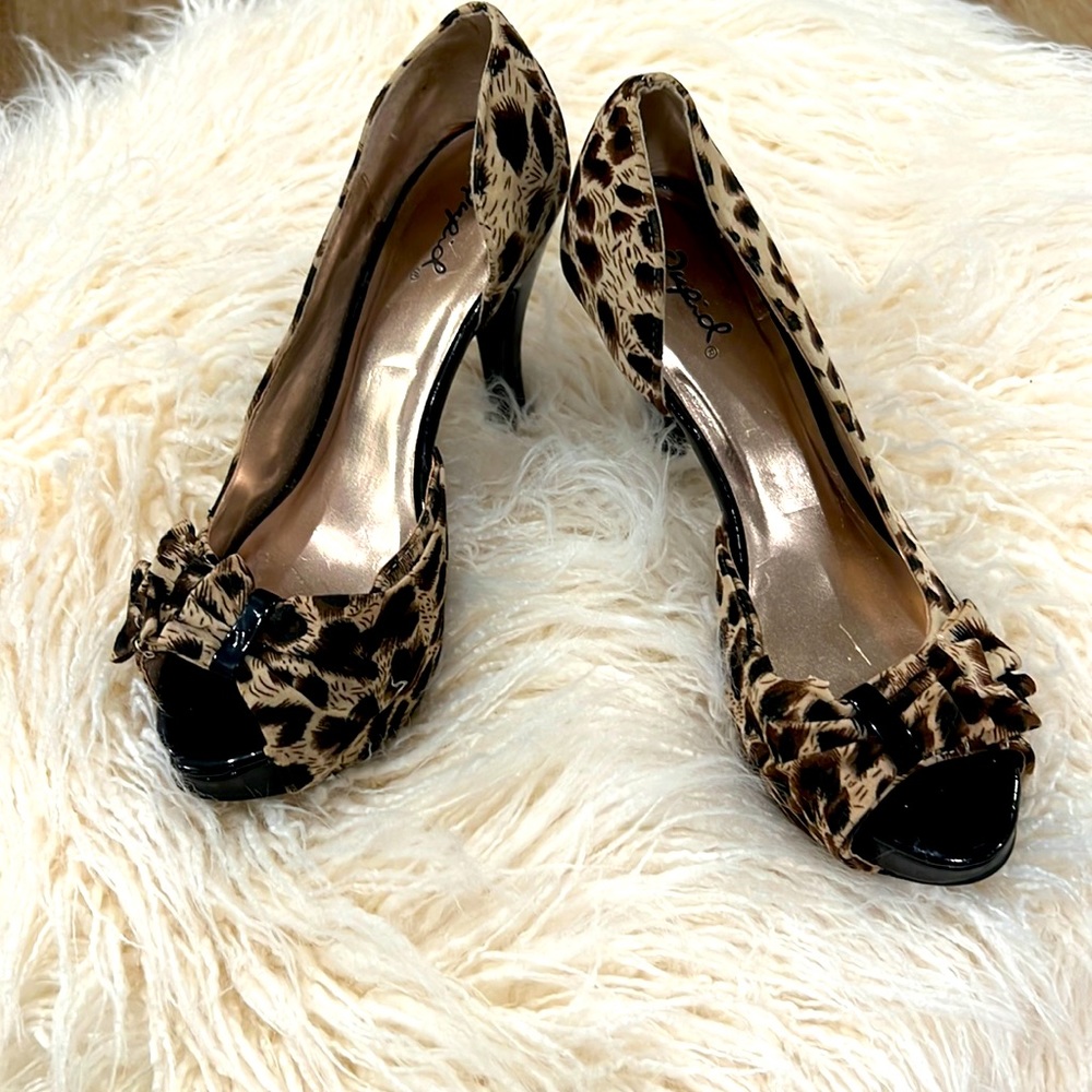 Leopard Peep Toe Platform Pumps